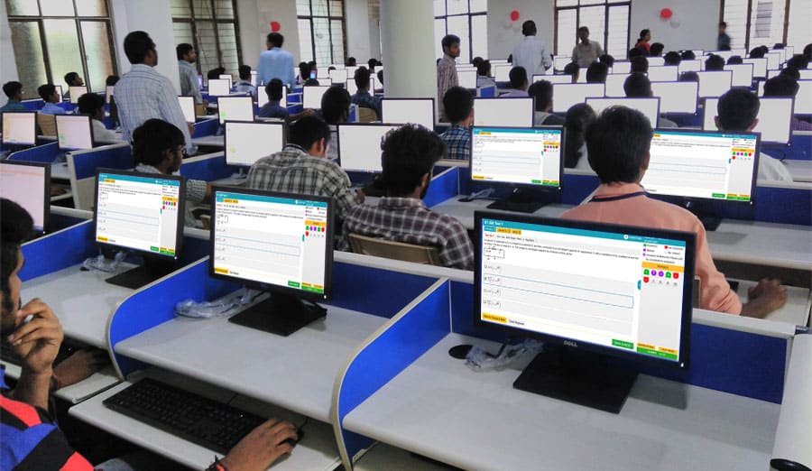 LIC AAO Prelims 2025 — LIVE: Exam Pattern & जरूरी निर्देश (आज)