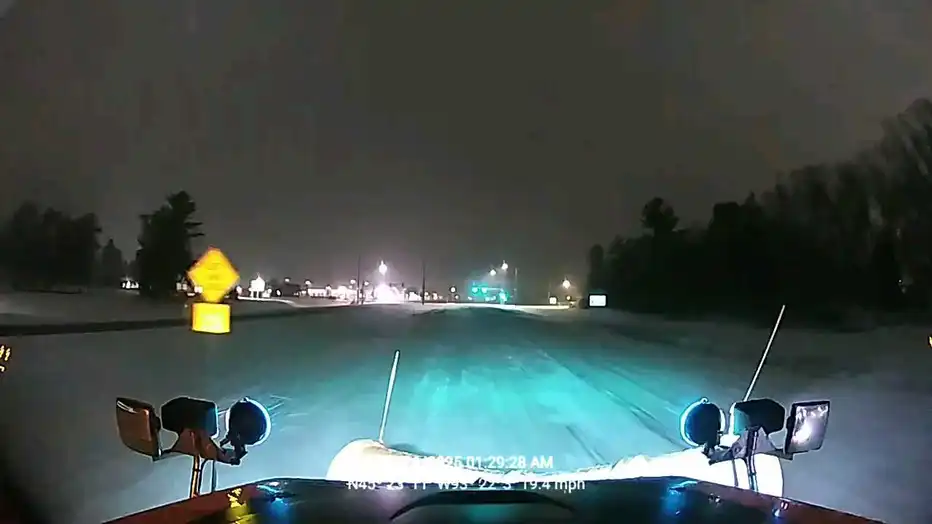 Minnesota snowstorm live: road conditions, closures, 511 MN updates (Nov 26, 2025)